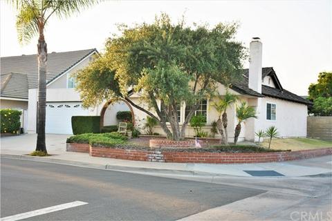 6233 Lawrence St, Cypress, CA 90630 photo 2