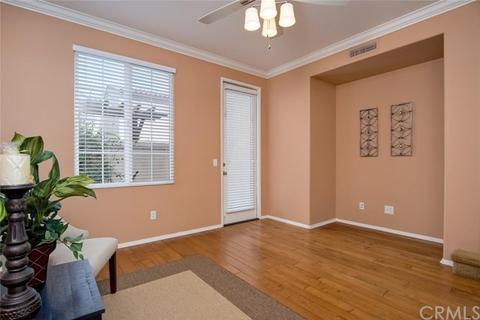 95 Alhambra, Irvine, CA 92620 photo 4
