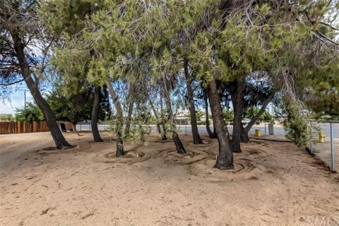14884 Sycamore St, Hesperia, CA 92345 photo 4