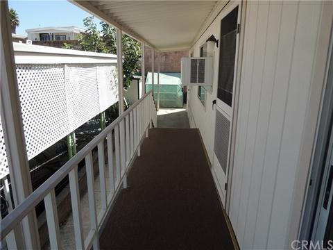 34 Hummingbird Ln, Oceanside, CA 92057 photo 12