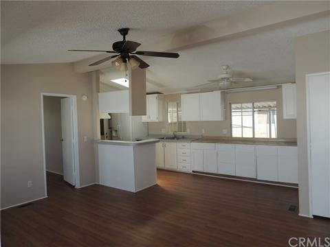 34 Hummingbird Ln, Oceanside, CA 92057 photo 5