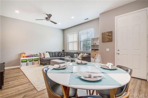 86 Trailing Vine, Irvine, CA 92602 photo 3
