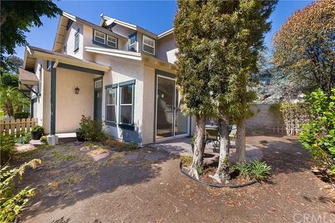 219 Honeysuckle Ln, Brea, CA 92821 photo 2