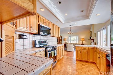 35 Mariposa, Irvine, CA 92604 photo 4