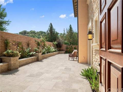 90 Bountiful, Irvine, CA 92602 photo 2