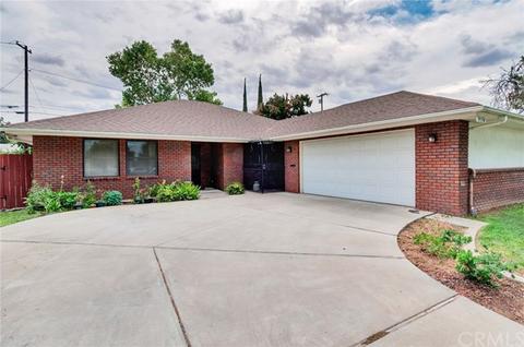 9134 Hawthorne Ave, Riverside, CA 92503 photo 1