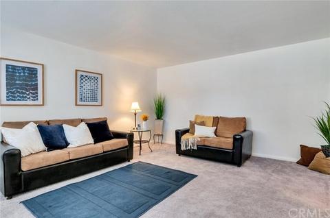 9134 Hawthorne Ave, Riverside, CA 92503 photo 8
