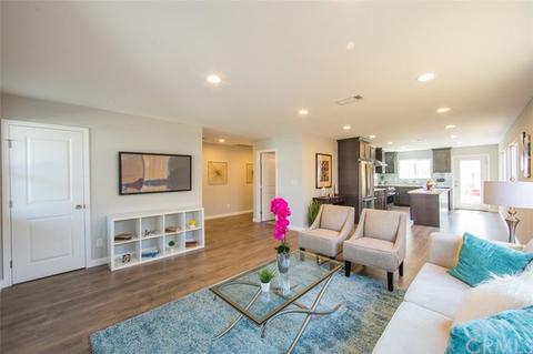 5592 Nelson St, Cypress, CA 90630 photo 3