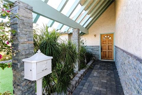 5106 Eucalyptus Cir, Cypress, CA 90630 photo 2
