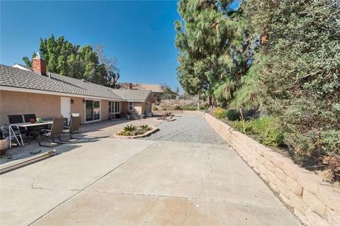 7651 Jayhawk Dr, Riverside, CA 92509 photo 4