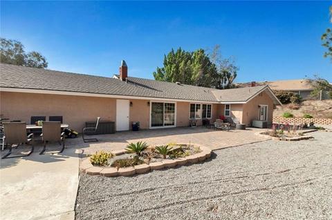 7651 Jayhawk Dr, Riverside, CA 92509 photo 3
