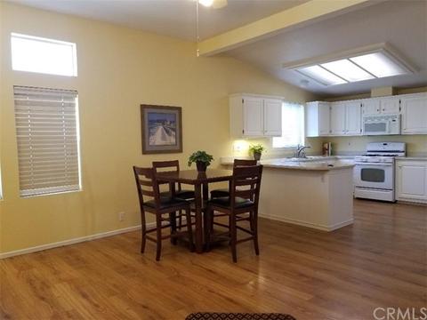 363 Lark Dr, Paso Robles, CA 93446 photo 2