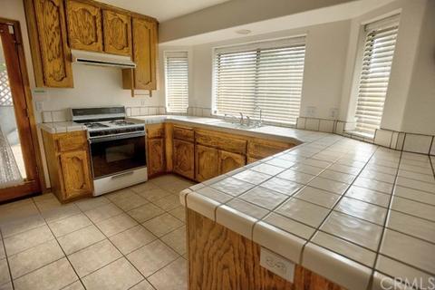9456 Valle Vista Rd, Phelan, CA 92371 photo 6