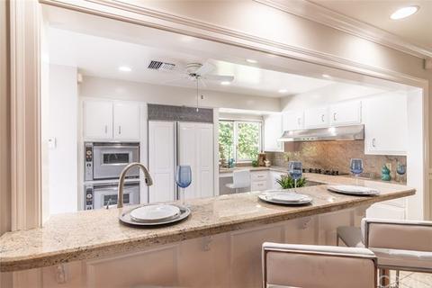 701 Andover Dr, Burbank, CA 91504 photo 8