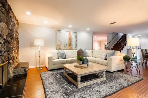 701 Andover Dr, Burbank, CA 91504 photo 4