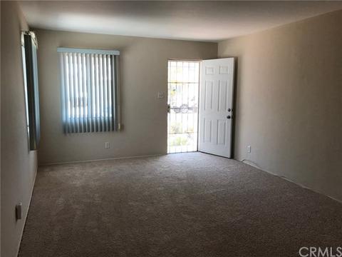403 E 181st St, Carson, CA 90746 photo 5