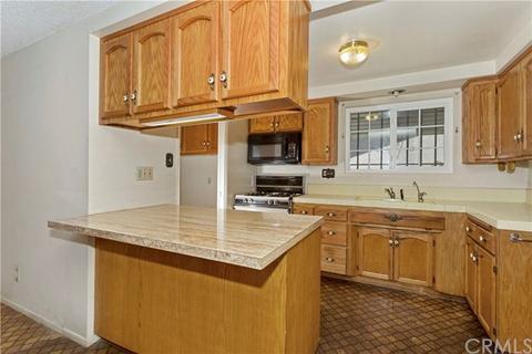 347 E Double St, Carson, CA 90745 photo 4
