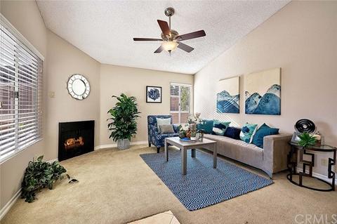 10371 E Briar Oaks Dr #A, Stanton, CA 90680 photo 2