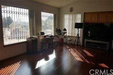 16263 Chiwi Rd, Apple Valley, CA 92307 photo 5
