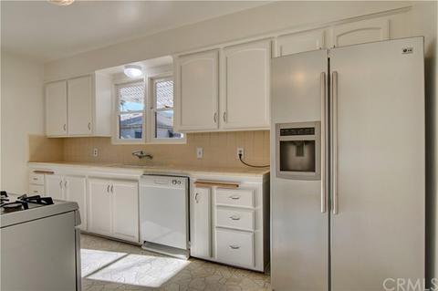 430 E Bixby Rd, Long Beach, CA 90807 photo 6
