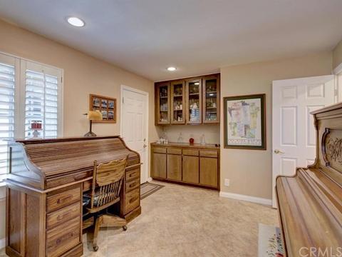 10698 Thomas Cir, Cypress, CA 90630 photo 6