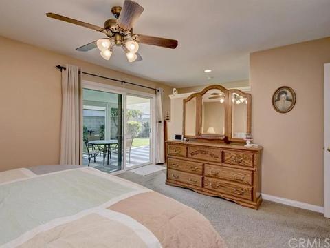 10698 Thomas Cir, Cypress, CA 90630 photo 15