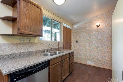 1998 Wright St, Pomona, CA 91766 photo 16