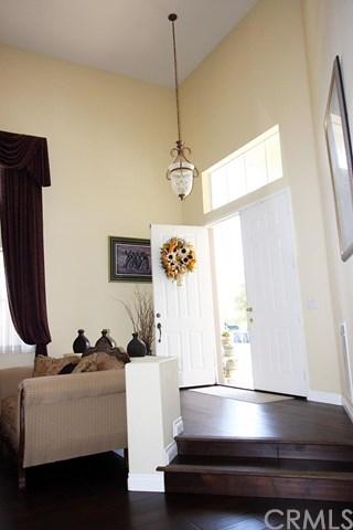 25675 Moore Ln, Stevenson Ranch, CA 91381 photo 2