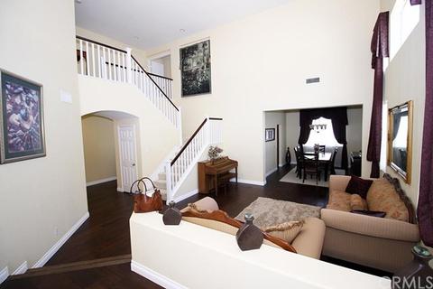 25675 Moore Ln, Stevenson Ranch, CA 91381 photo 3