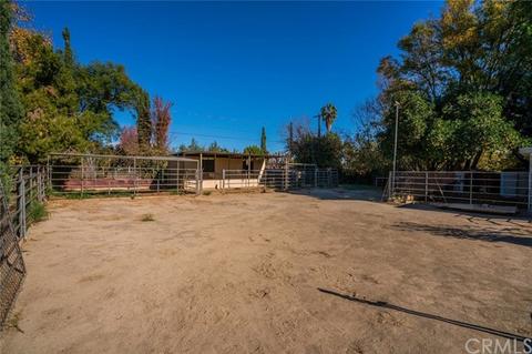 19613 Lorne St, Reseda, CA 91335 photo 29
