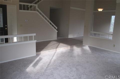 5804 Greens Dr, Riverside, CA 92509 photo 4