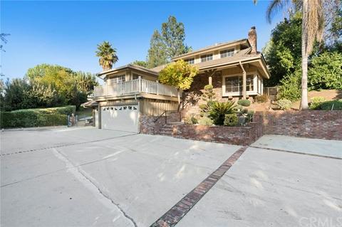 841 Clarion Dr, Fullerton, CA 92835 photo 3