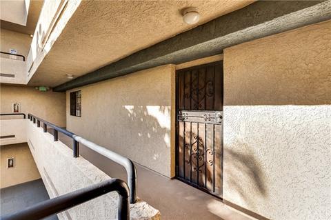 1237 E 6th St #205, Long Beach, CA 90802 photo 23