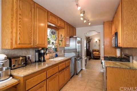 731 E 70th St, Long Beach, CA 90805 photo 8