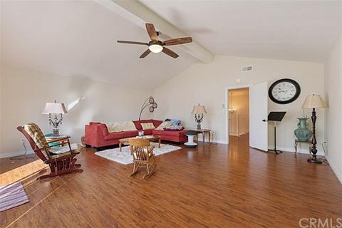 11360 Orrs Ct, Cypress, CA 90630 photo 18
