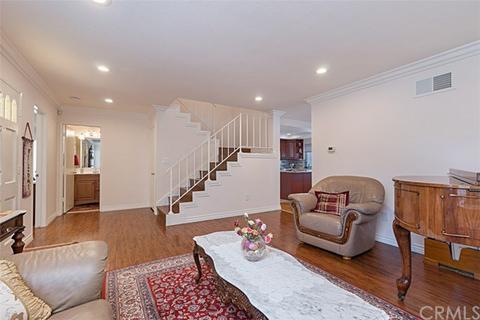 11360 Orrs Ct, Cypress, CA 90630 photo 5