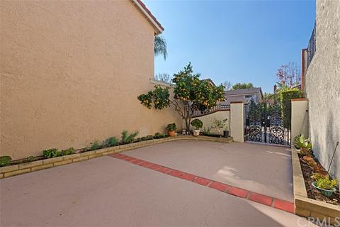 11360 Orrs Ct, Cypress, CA 90630 photo 27
