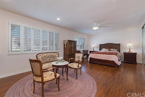 11360 Orrs Ct, Cypress, CA 90630 photo 22