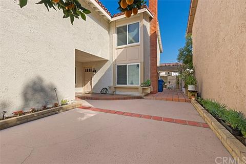 11360 Orrs Ct, Cypress, CA 90630 photo 29