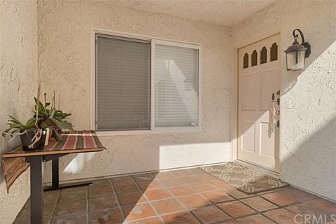 11360 Orrs Ct, Cypress, CA 90630 photo 3