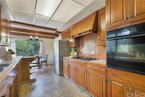 1118 Sheppard Dr, Fullerton, CA 92831 photo 14