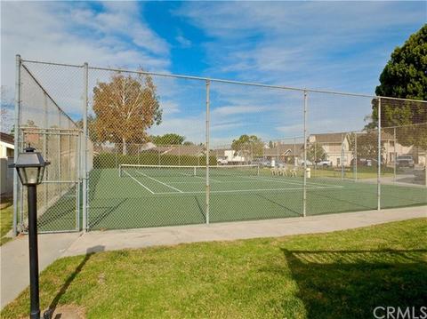 5271 Charing Cross Rd, Westminster, CA 92683 photo 35