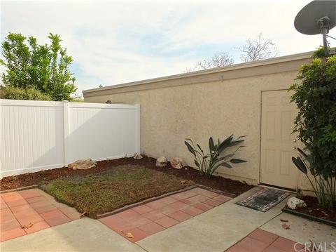 5271 Charing Cross Rd, Westminster, CA 92683 photo 29