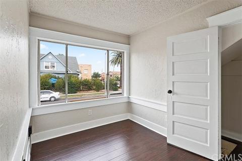 1593 Pine Ave, Long Beach, CA 90813 photo 16