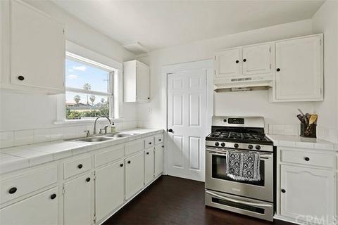 1593 Pine Ave, Long Beach, CA 90813 photo 10