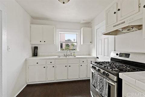 1593 Pine Ave, Long Beach, CA 90813 photo 11