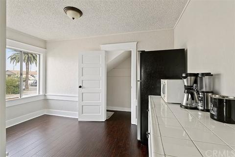 1593 Pine Ave, Long Beach, CA 90813 photo 13