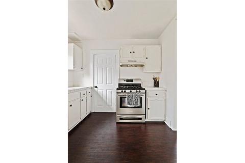 1593 Pine Ave, Long Beach, CA 90813 photo 14