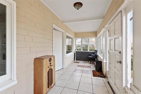 1593 Pine Ave, Long Beach, CA 90813 photo 3