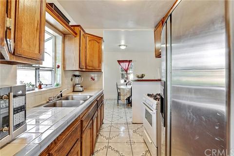 322 E Burnett St, Long Beach, CA 90806 photo 13